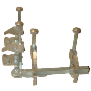 Pipe clamp OD 32 - 110 mm.  4 point clamping with angular adjustment.  Transport